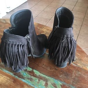 Black faux suede fringe booties